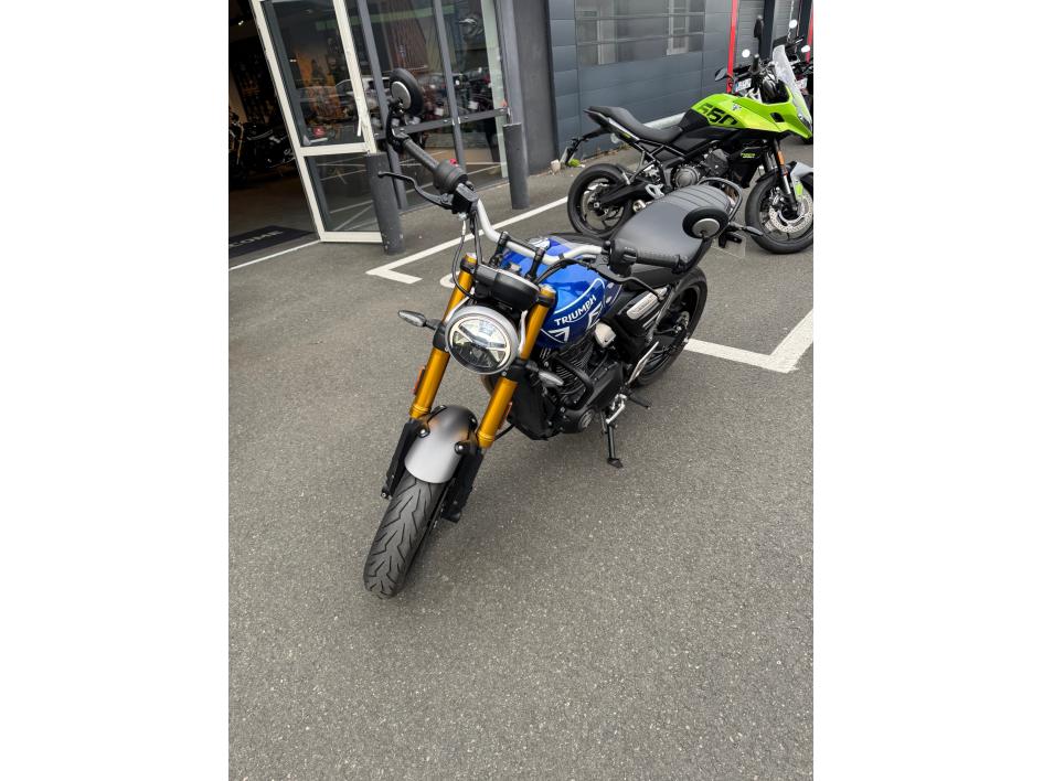 TRIUMPH SPEED 400