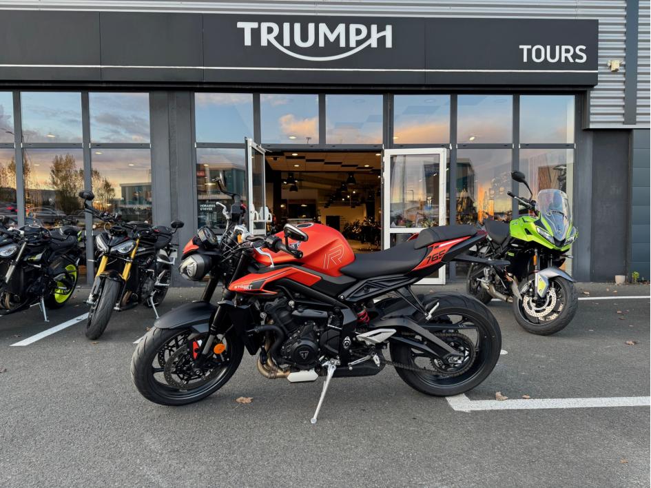 TRIUMPH STREET TRIPLE 765 R A2