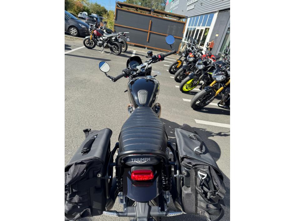 TRIUMPH SPEED TWIN 900